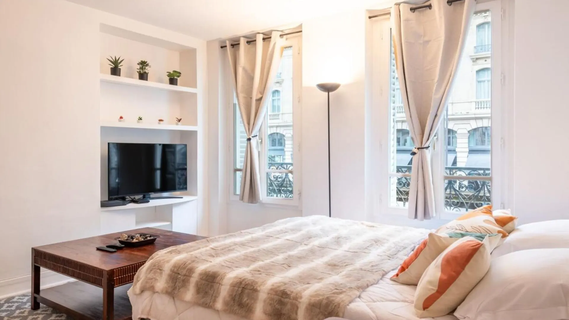 Apartment Cosy & Well-connected 1bd Apartmentsaint Lazare Paris